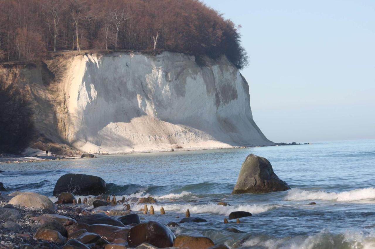 Strandhaus Buskam auf Rügen Lobbe Exterior foto