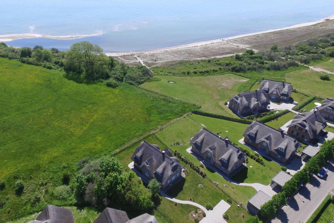 Strandhaus Buskam auf Rügen Lobbe Exterior foto